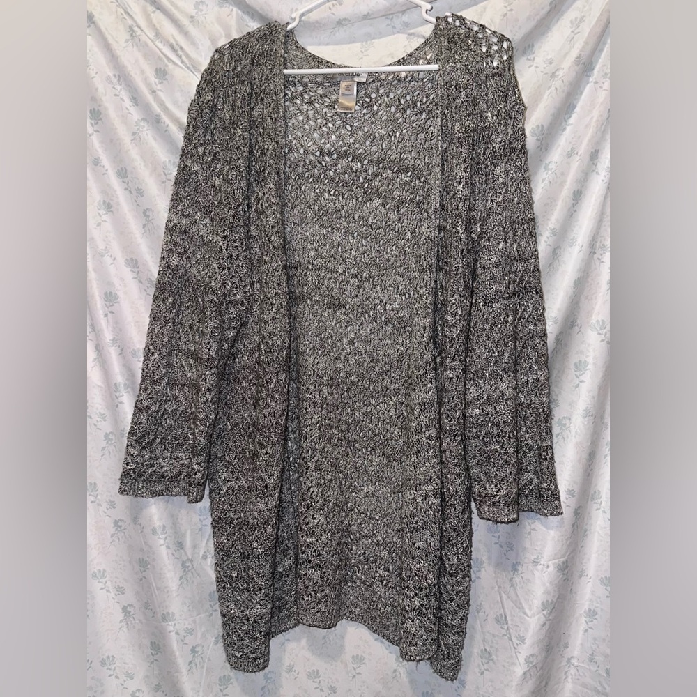 Avenue 3/4 Sleeve Flowy Lightweight Cardigan